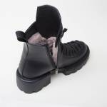 Ботинки из эко кожи чёрного цвета с высокой шнуровкой и подкладкой из шерсти